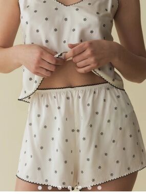 DOEN Marilyn Silk Shorts in Sea Salt Size XS NWOT